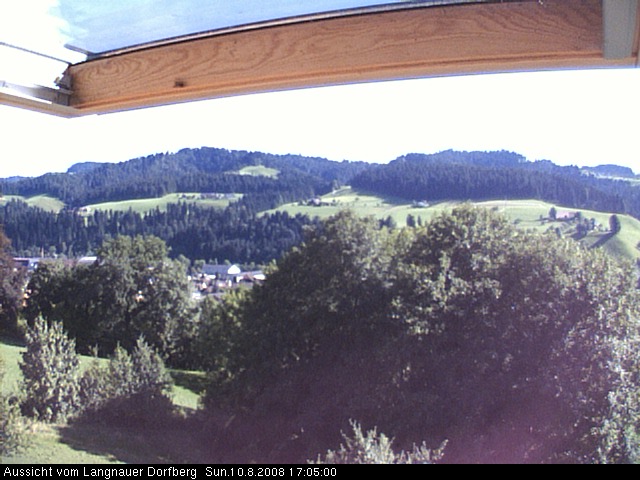 Webcam-Bild: Aussicht vom Dorfberg in Langnau 20080810-170500