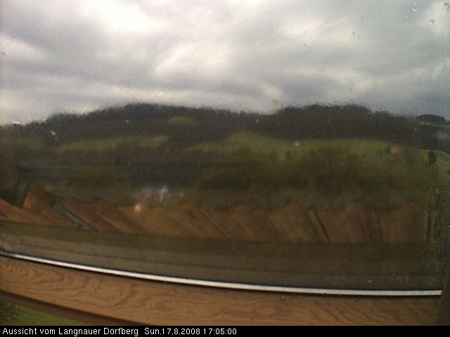 Webcam-Bild: Aussicht vom Dorfberg in Langnau 20080817-170500