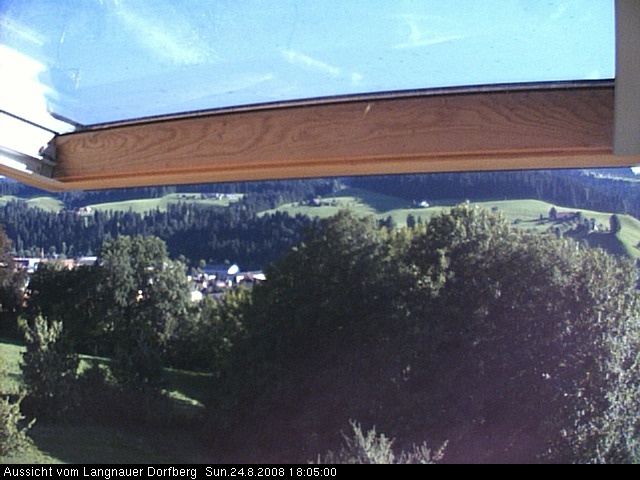 Webcam-Bild: Aussicht vom Dorfberg in Langnau 20080824-180500
