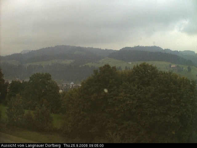 Webcam-Bild: Aussicht vom Dorfberg in Langnau 20080925-090500