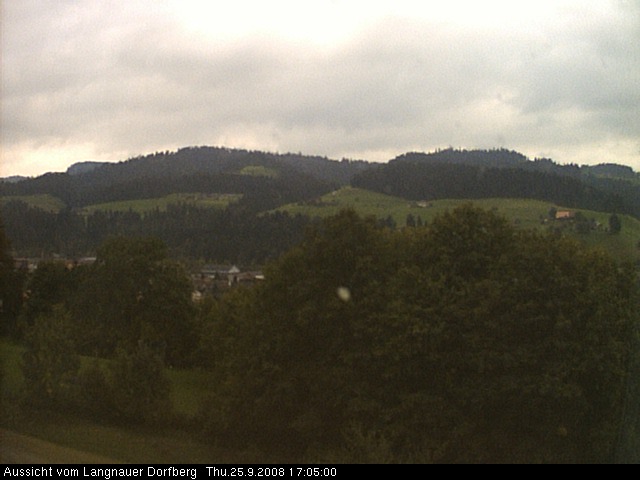 Webcam-Bild: Aussicht vom Dorfberg in Langnau 20080925-170500