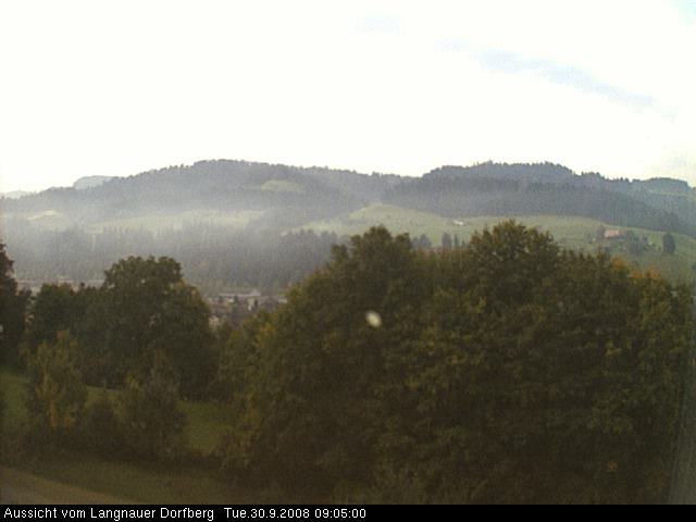 Webcam-Bild: Aussicht vom Dorfberg in Langnau 20080930-090500