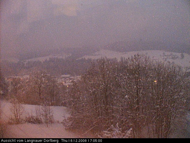 Webcam-Bild: Aussicht vom Dorfberg in Langnau 20081218-170500