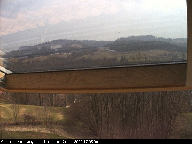 Webcam-Bild: Aussicht vom Dorfberg in Langnau 20090404-170500
