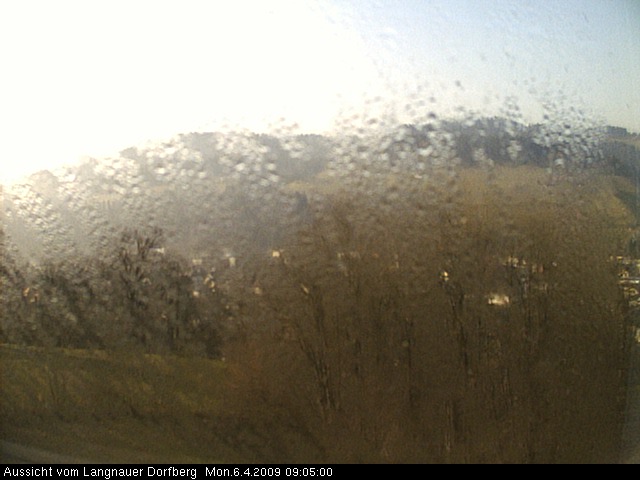 Webcam-Bild: Aussicht vom Dorfberg in Langnau 20090406-090500