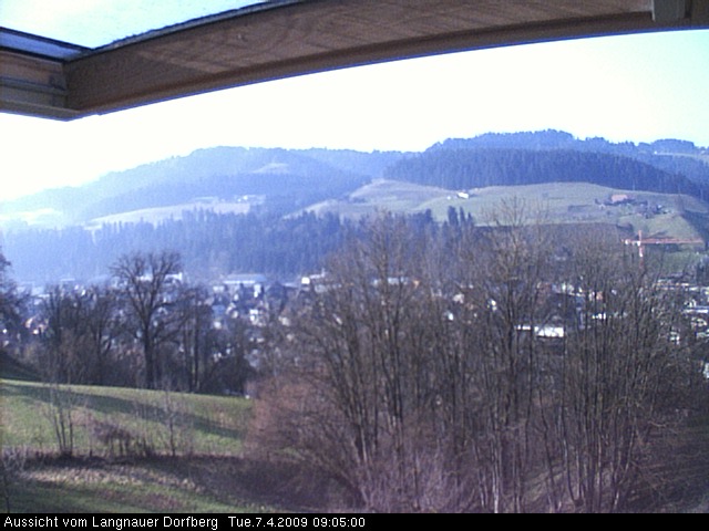 Webcam-Bild: Aussicht vom Dorfberg in Langnau 20090407-090500