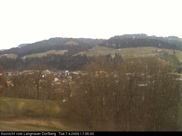 Webcam-Bild: Aussicht vom Dorfberg in Langnau 20090407-170500