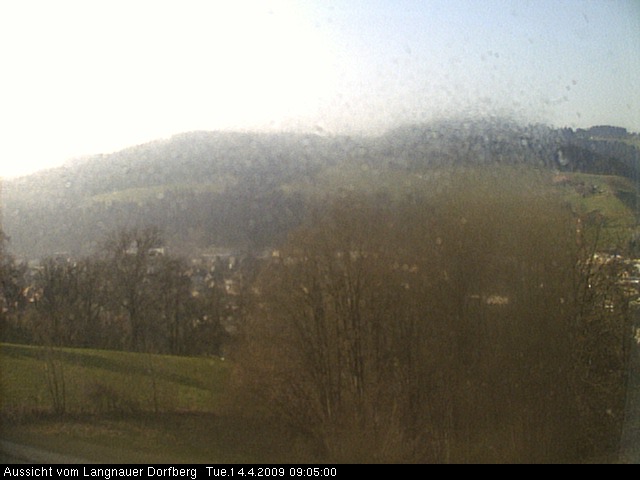 Webcam-Bild: Aussicht vom Dorfberg in Langnau 20090414-090500