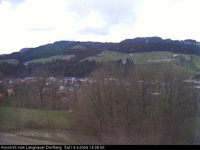 Webcam-Bild: Aussicht vom Dorfberg in Langnau 20090418-150500