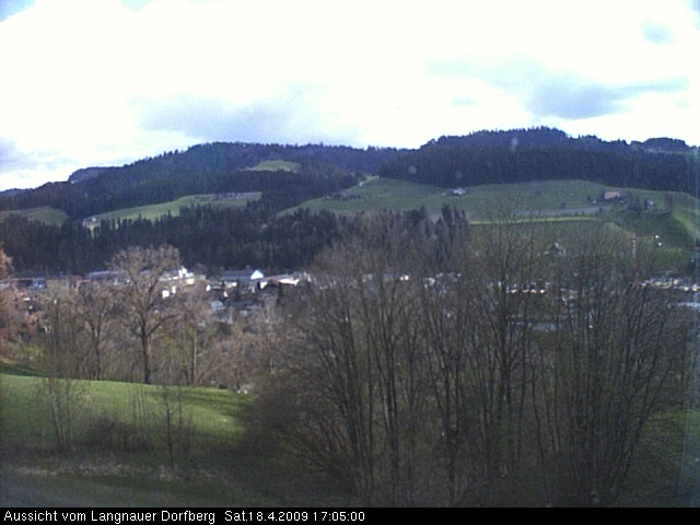 Webcam-Bild: Aussicht vom Dorfberg in Langnau 20090418-170500