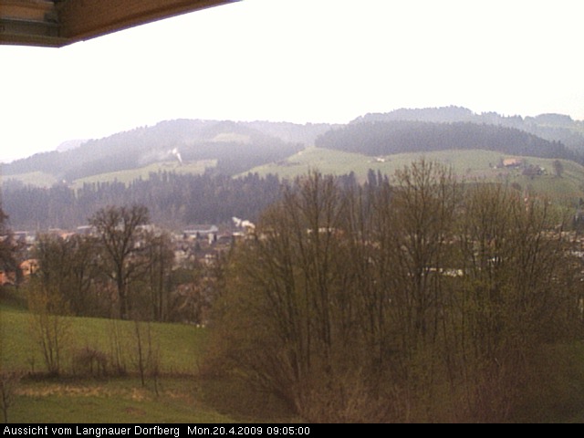 Webcam-Bild: Aussicht vom Dorfberg in Langnau 20090420-090500