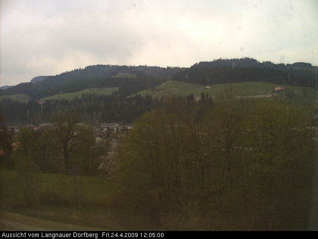Webcam-Bild: Aussicht vom Dorfberg in Langnau 20090424-120500