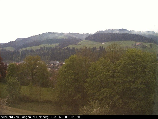 Webcam-Bild: Aussicht vom Dorfberg in Langnau 20090505-100500