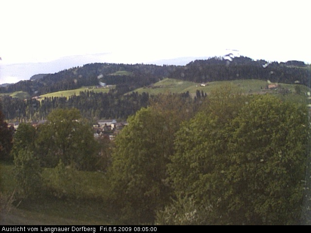 Webcam-Bild: Aussicht vom Dorfberg in Langnau 20090508-080500