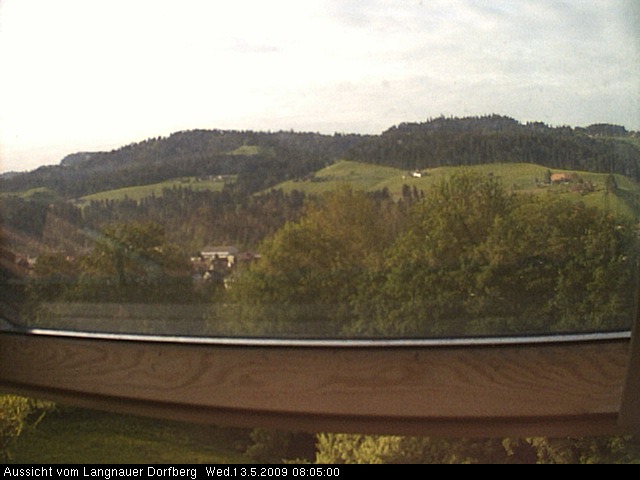 Webcam-Bild: Aussicht vom Dorfberg in Langnau 20090513-080500