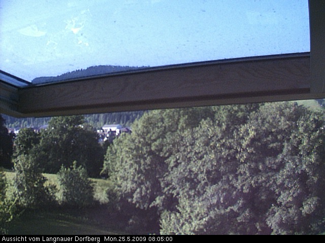 Webcam-Bild: Aussicht vom Dorfberg in Langnau 20090525-080500