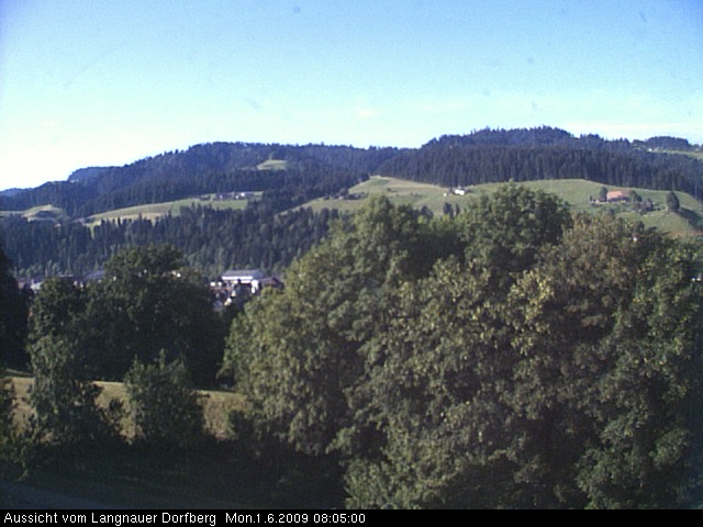 Webcam-Bild: Aussicht vom Dorfberg in Langnau 20090601-080500