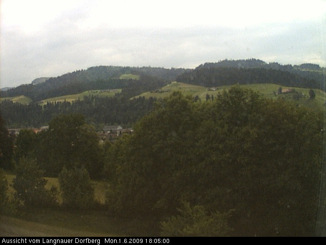 Webcam-Bild: Aussicht vom Dorfberg in Langnau 20090601-180500