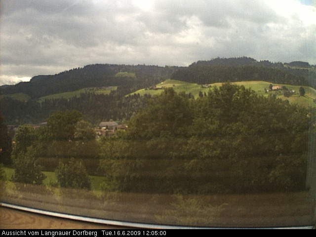 Webcam-Bild: Aussicht vom Dorfberg in Langnau 20090616-120500