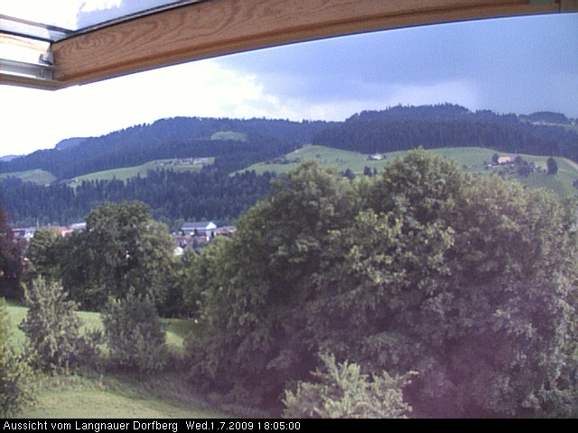 Webcam-Bild: Aussicht vom Dorfberg in Langnau 20090701-180500