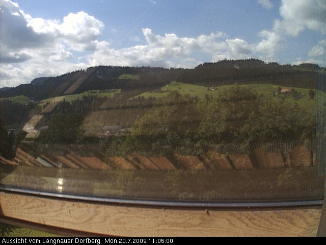 Webcam-Bild: Aussicht vom Dorfberg in Langnau 20090720-110500