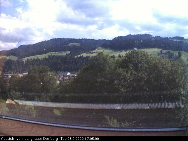 Webcam-Bild: Aussicht vom Dorfberg in Langnau 20090728-170500