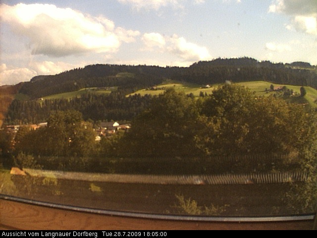 Webcam-Bild: Aussicht vom Dorfberg in Langnau 20090728-180500