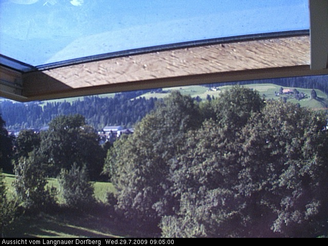 Webcam-Bild: Aussicht vom Dorfberg in Langnau 20090729-090500