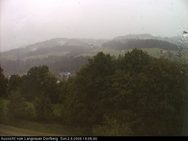 Webcam-Bild: Aussicht vom Dorfberg in Langnau 20090802-180500