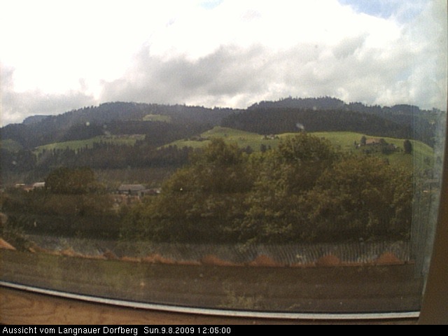 Webcam-Bild: Aussicht vom Dorfberg in Langnau 20090809-120500