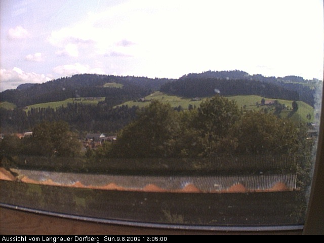 Webcam-Bild: Aussicht vom Dorfberg in Langnau 20090809-160500