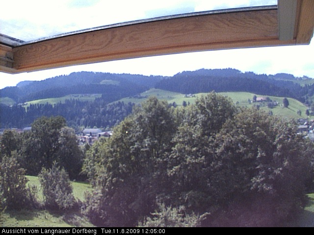 Webcam-Bild: Aussicht vom Dorfberg in Langnau 20090811-120500