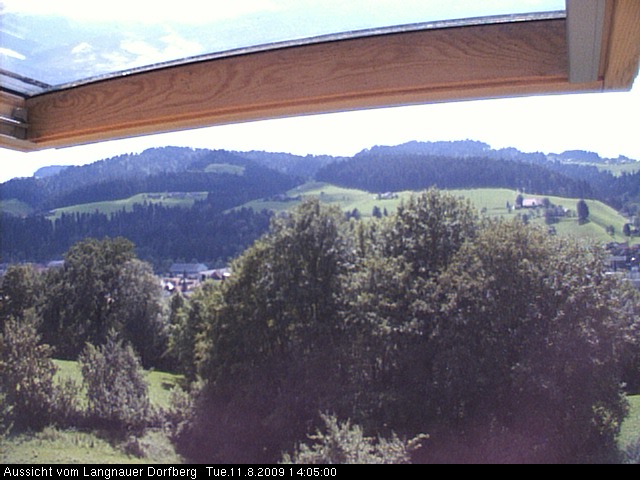 Webcam-Bild: Aussicht vom Dorfberg in Langnau 20090811-140500