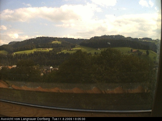 Webcam-Bild: Aussicht vom Dorfberg in Langnau 20090811-180500