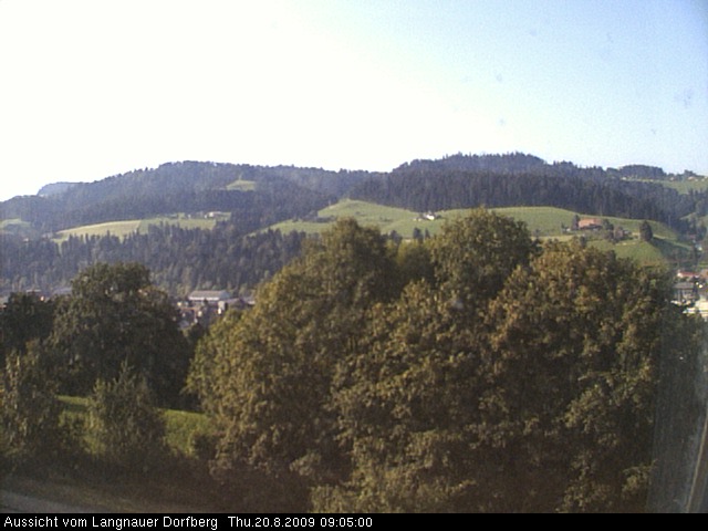 Webcam-Bild: Aussicht vom Dorfberg in Langnau 20090820-090500