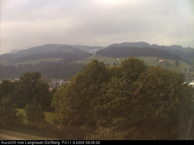 Webcam-Bild: Aussicht vom Dorfberg in Langnau 20090911-090500
