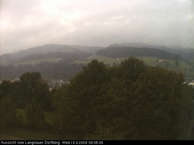 Webcam-Bild: Aussicht vom Dorfberg in Langnau 20090916-090500
