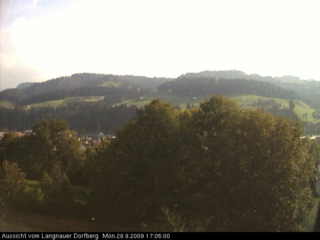 Webcam-Bild: Aussicht vom Dorfberg in Langnau 20090928-170500