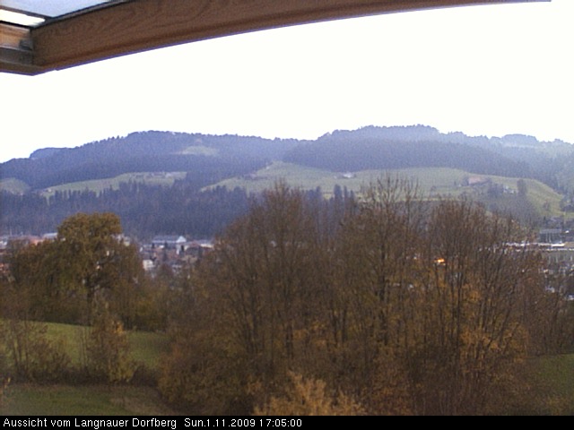 Webcam-Bild: Aussicht vom Dorfberg in Langnau 20091101-170500