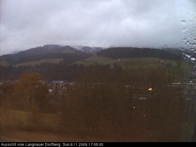 Webcam-Bild: Aussicht vom Dorfberg in Langnau 20091108-170500
