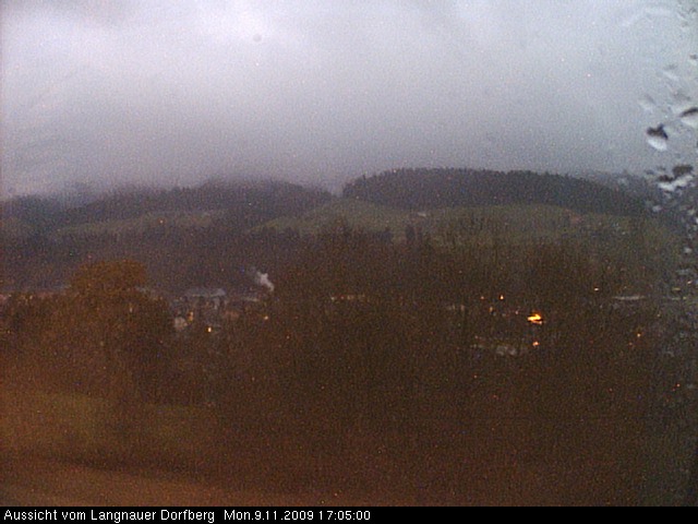 Webcam-Bild: Aussicht vom Dorfberg in Langnau 20091109-170500