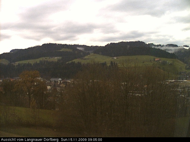 Webcam-Bild: Aussicht vom Dorfberg in Langnau 20091115-090500