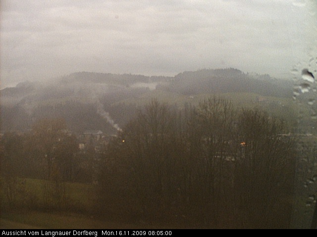 Webcam-Bild: Aussicht vom Dorfberg in Langnau 20091116-080500