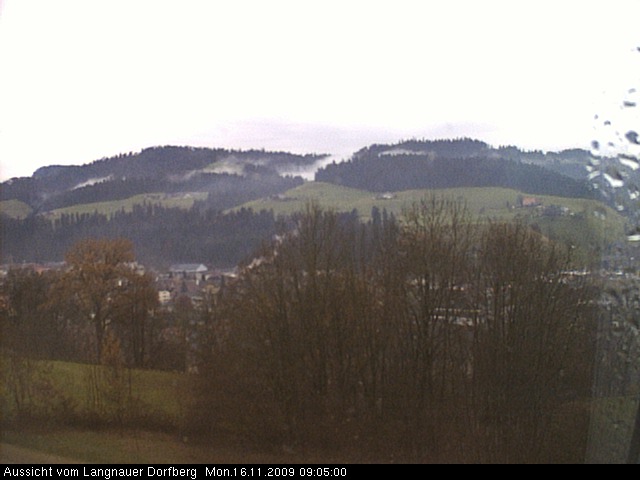 Webcam-Bild: Aussicht vom Dorfberg in Langnau 20091116-090500