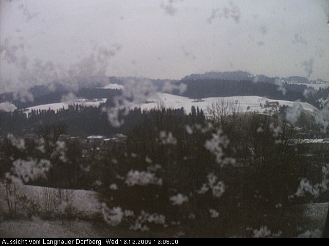 Webcam-Bild: Aussicht vom Dorfberg in Langnau 20091216-160500