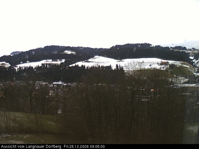 Webcam-Bild: Aussicht vom Dorfberg in Langnau 20091225-090500