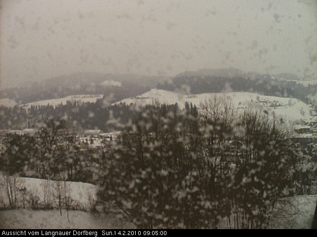 Webcam-Bild: Aussicht vom Dorfberg in Langnau 20100214-090500