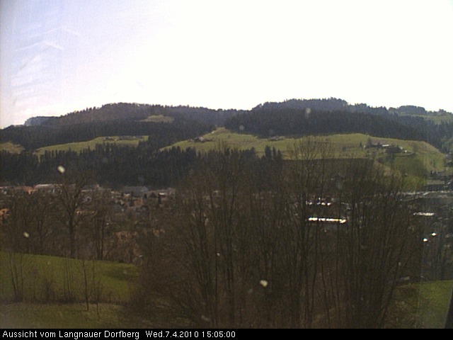 Webcam-Bild: Aussicht vom Dorfberg in Langnau 20100407-150500