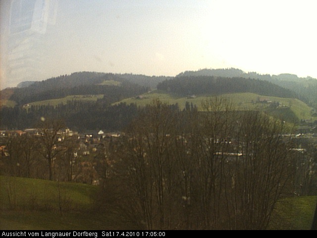 Webcam-Bild: Aussicht vom Dorfberg in Langnau 20100417-170500