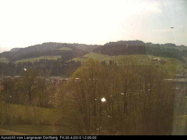 Webcam-Bild: Aussicht vom Dorfberg in Langnau 20100430-120500